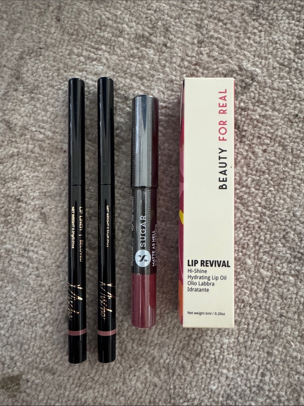 Lip bundle: Lip Oil, matte stick and two liners